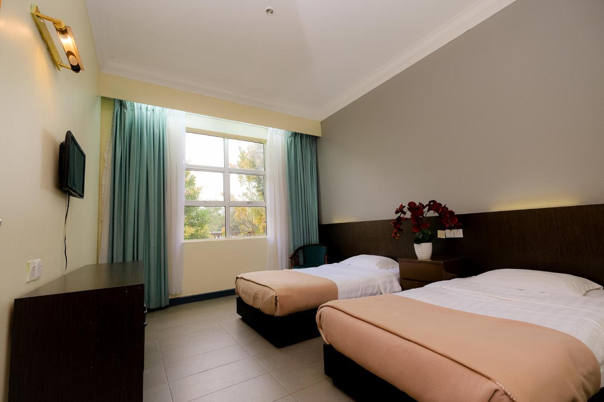 Super Oyo Capital O 90146 Alh Continental Resort Karak Luaran gambar
