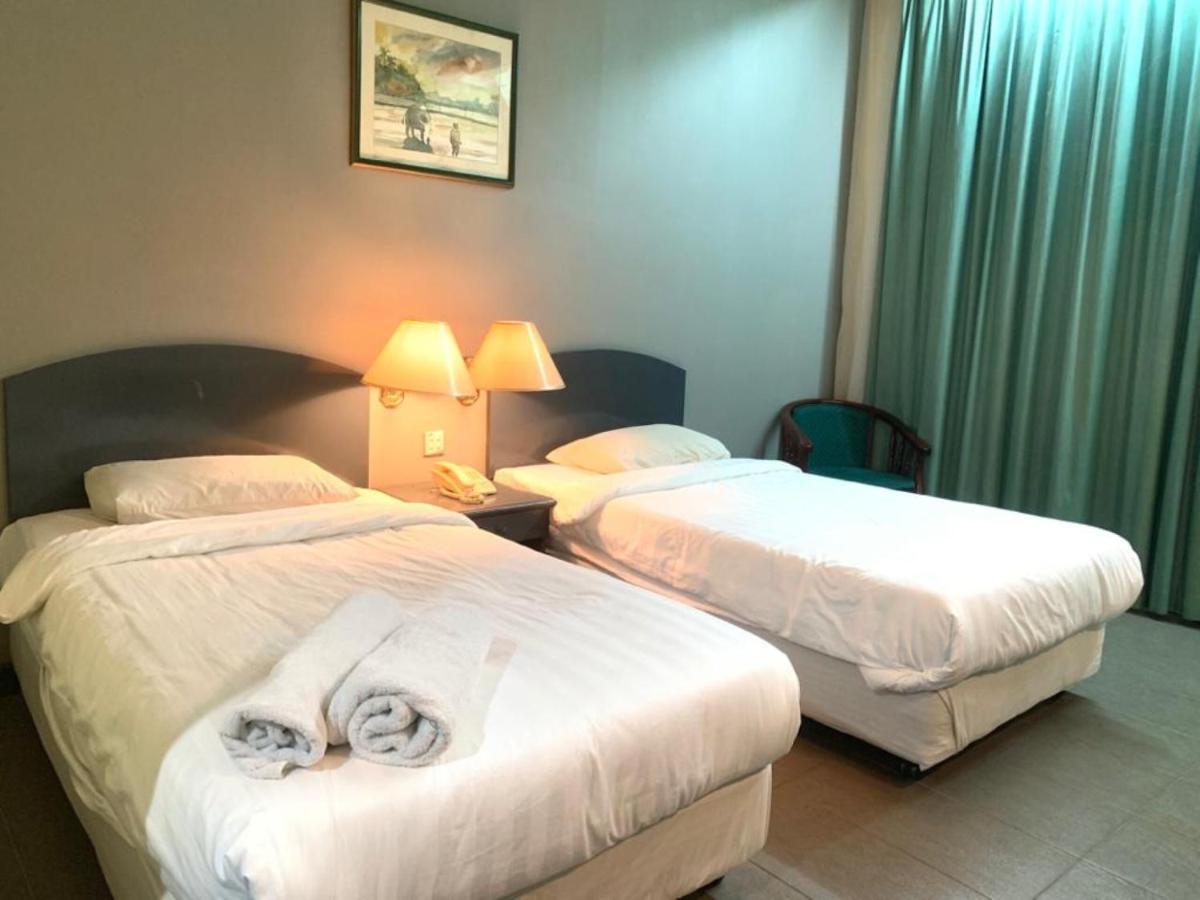 Super Oyo Capital O 90146 Alh Continental Resort Karak Luaran gambar